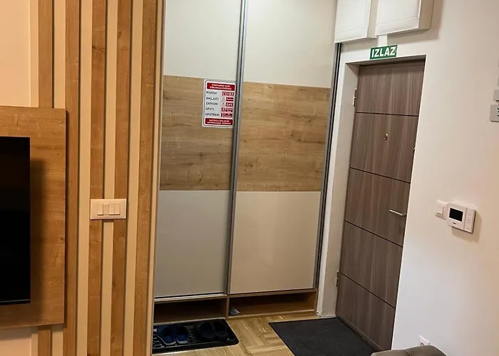 Lux Apartamento Čačak